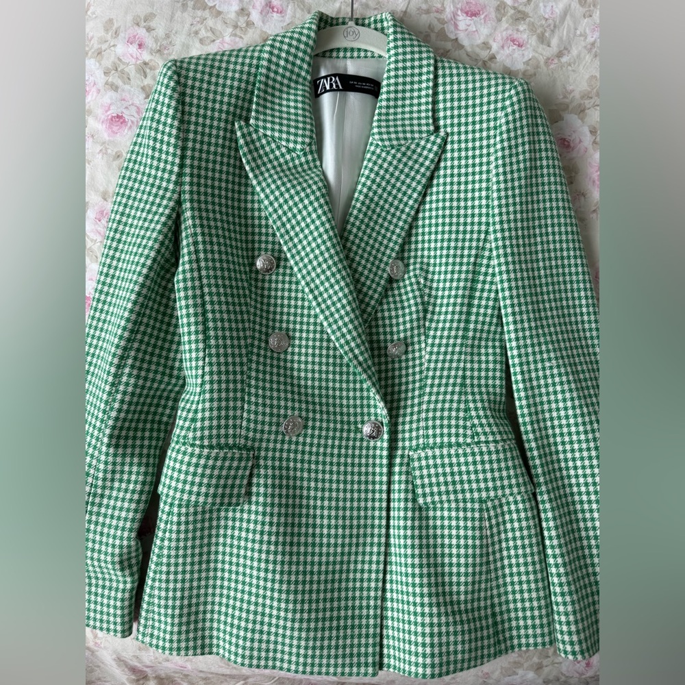 Zara Tailored Houndstooth Blazer in Green / Ecru. Like NEW. Worn only once